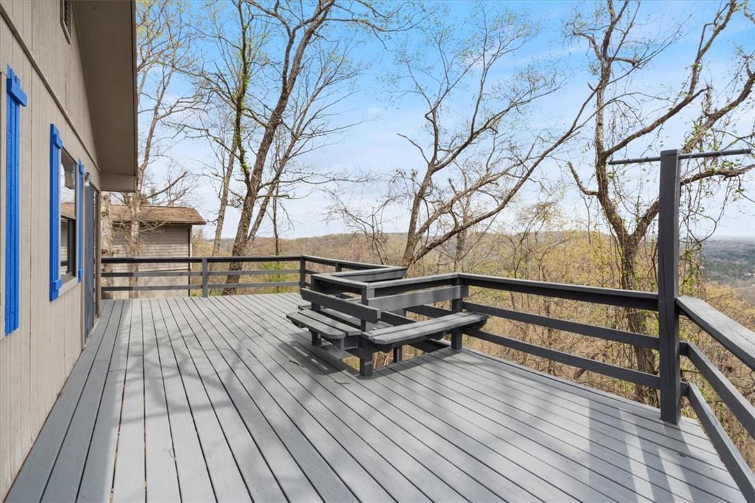 Image 2: Take the fun and family outdoors and show off your