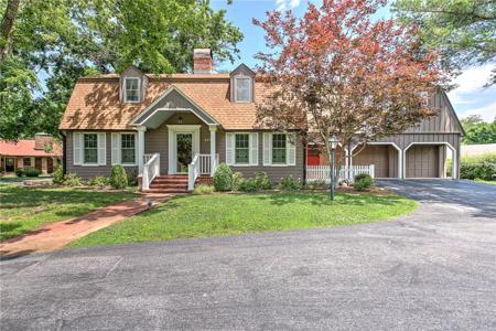 625 Sky Mountain Drive