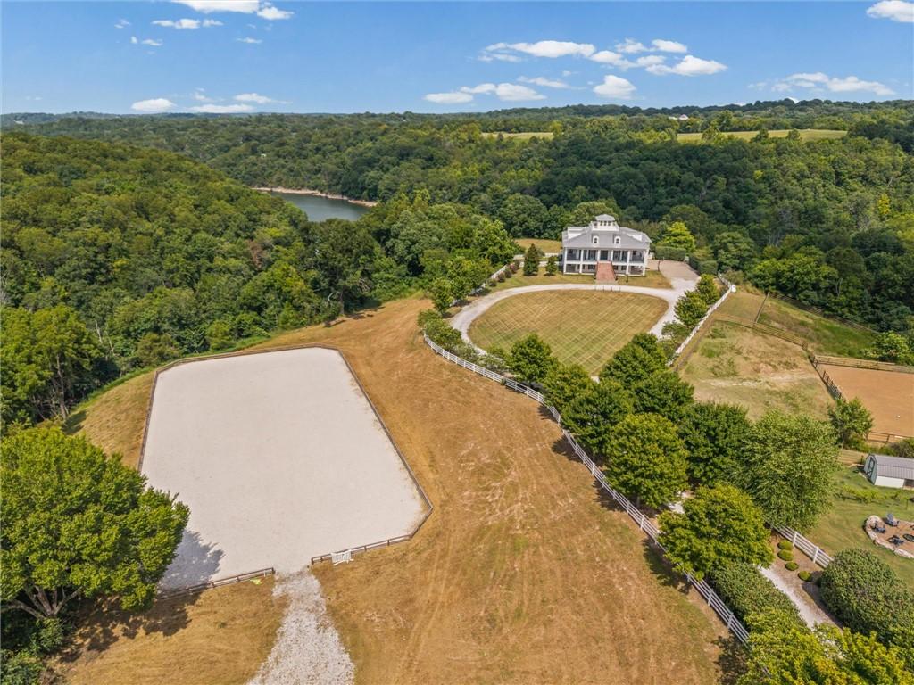 Image 2: Expansive property featuring a grand traditional r
