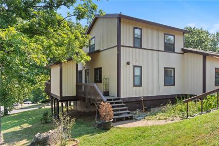 1 White Oak Lane