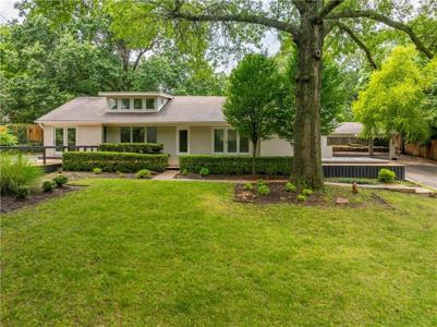 1143 W Lakeridge Drive