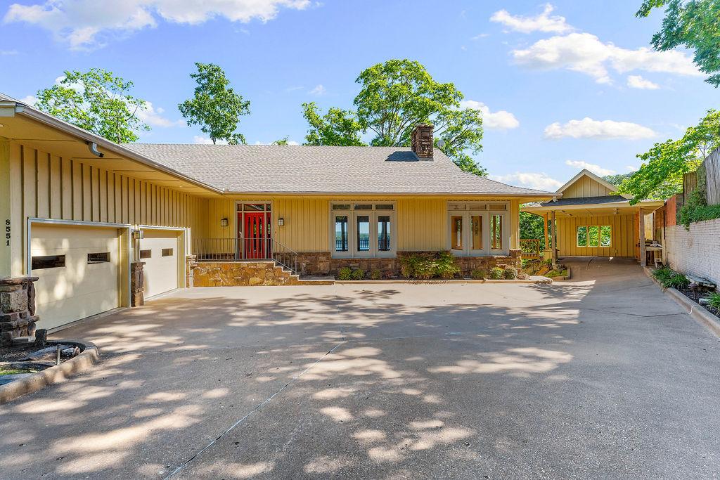 Image 3: 3 bedrooms, 3.5 baths, 4524 sf
