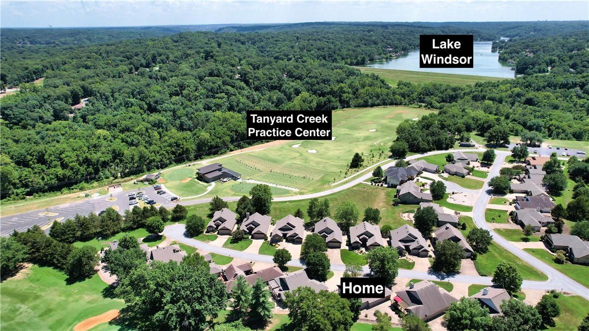 Image 4: The home is located close to the Tanyard Creek Gol