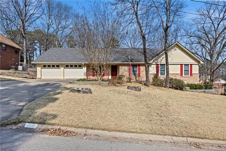 218 Canterbury Circle