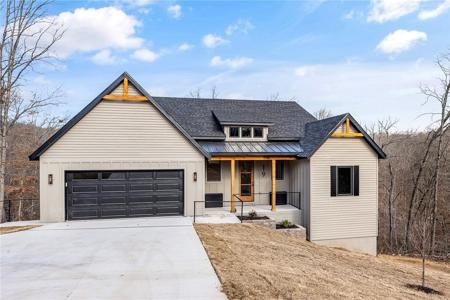 19 Carsphairn Lane