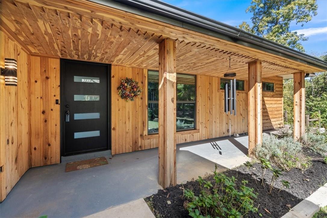 Image 4: Cedar clad exterior gives a warm welcome