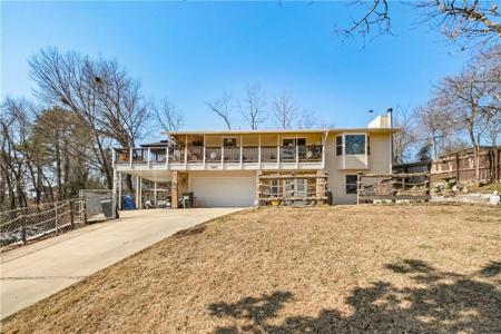 8097 Elm Lane