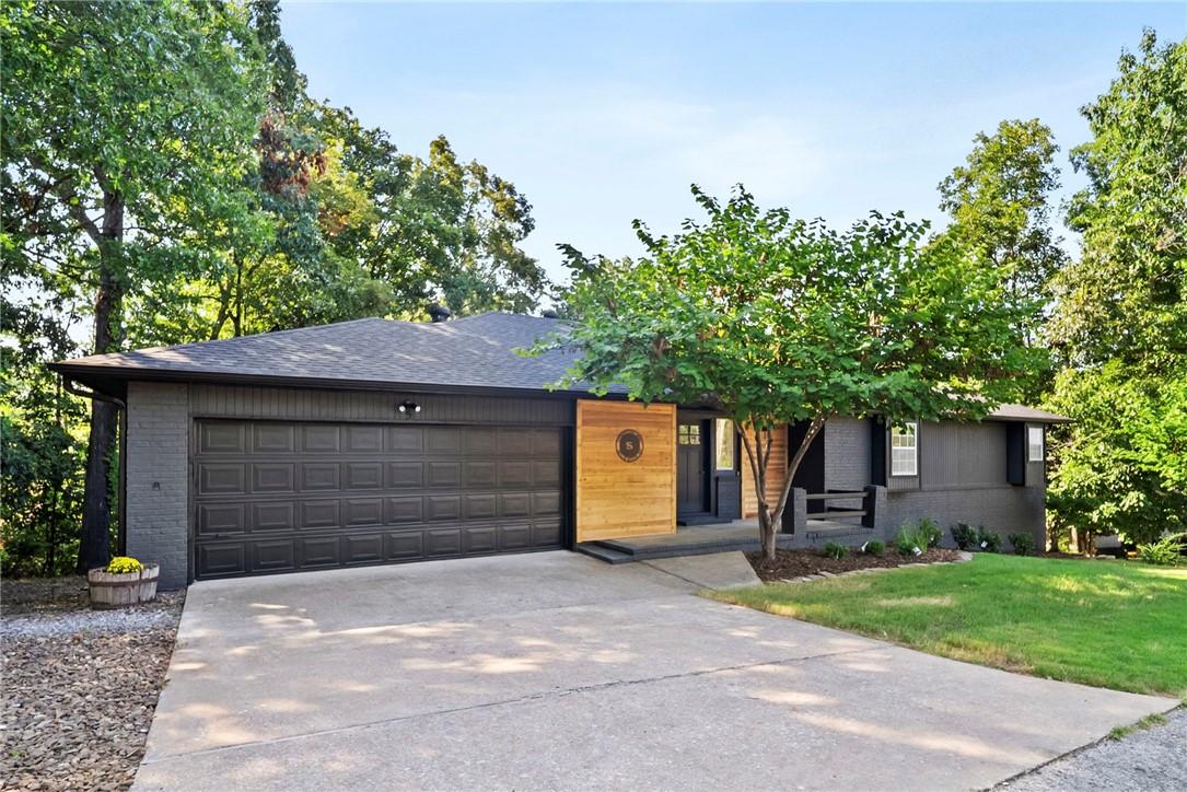 Image 3: Front of house