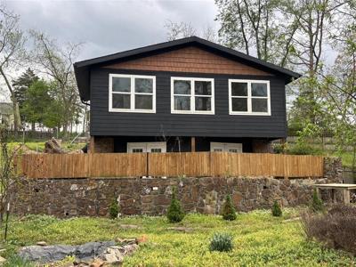 16557 Ivy Lane