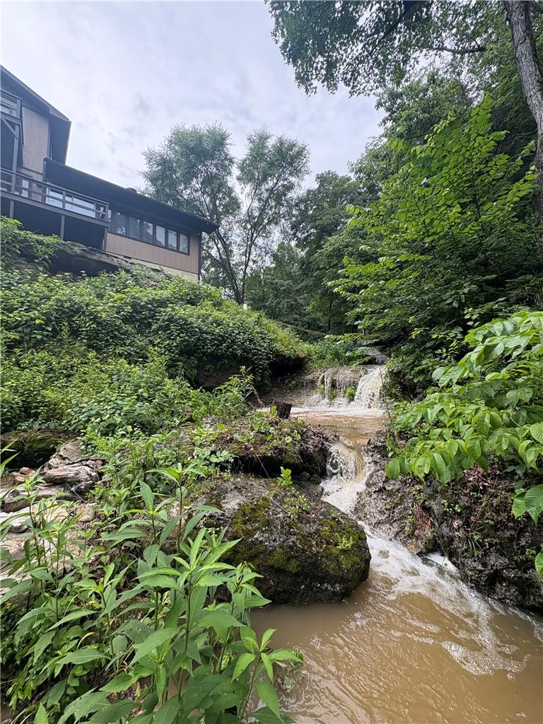 Image 1: 148 County Road 155, Eureka Springs, AR.