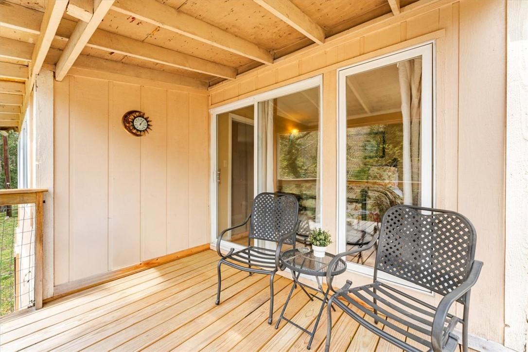 Image 4: Covered area of the deck!