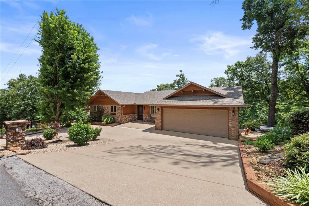 Image 4: Front of home!
