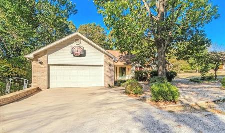 2 Quantock Hills Lane