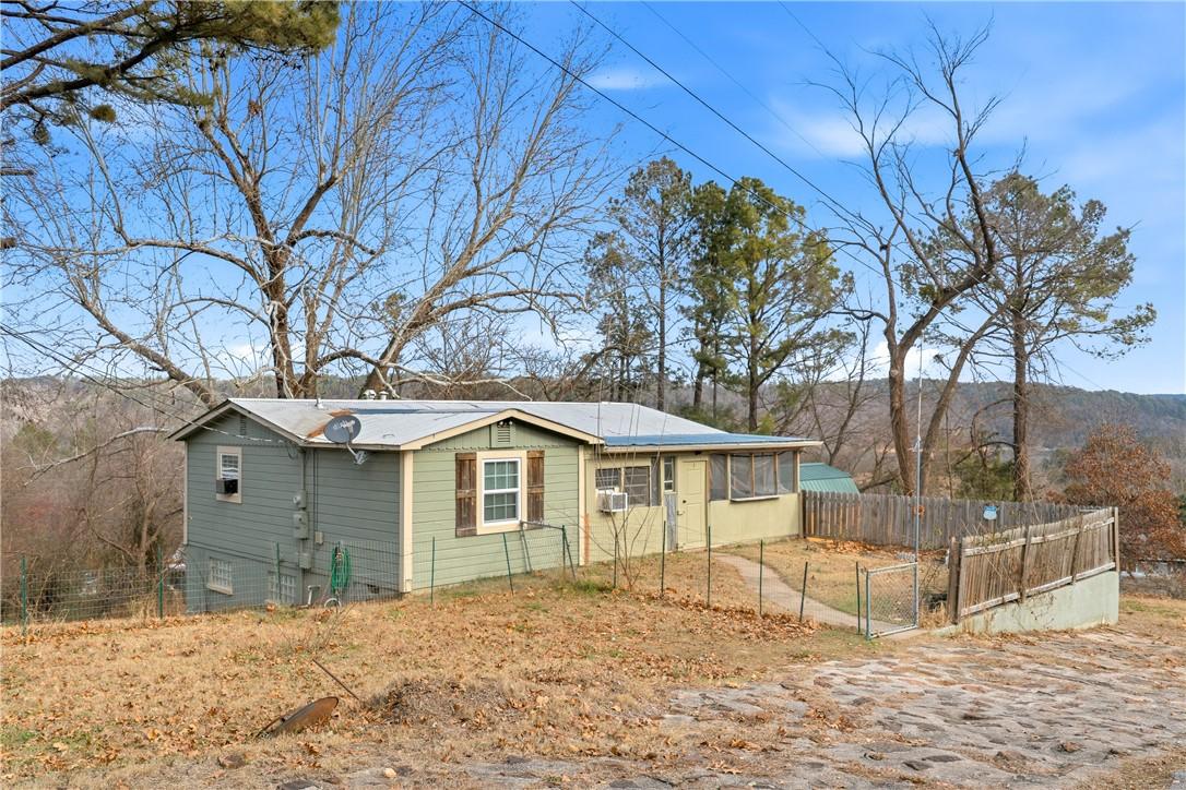 Image 4: Front of Home