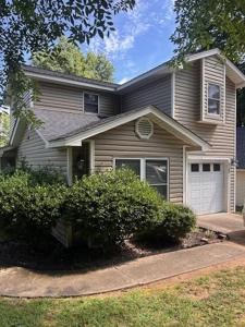 513 Austin Circle