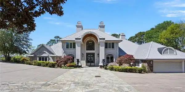 1 Rimrock Road
