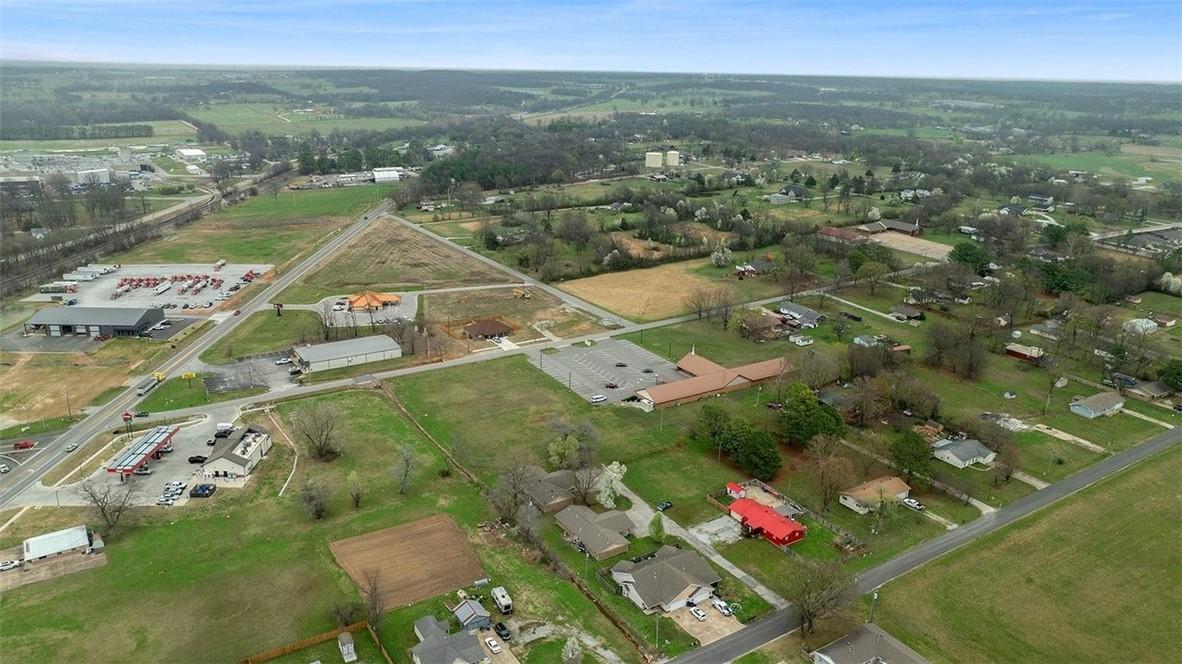 Image 4: Aerial overview of property's location