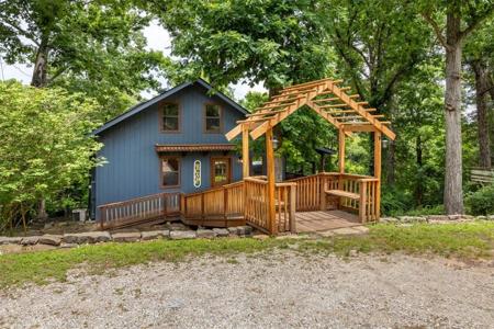 8665 White Oak Drive