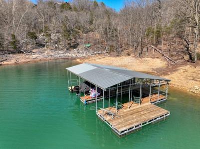369 Lakeshore Road
