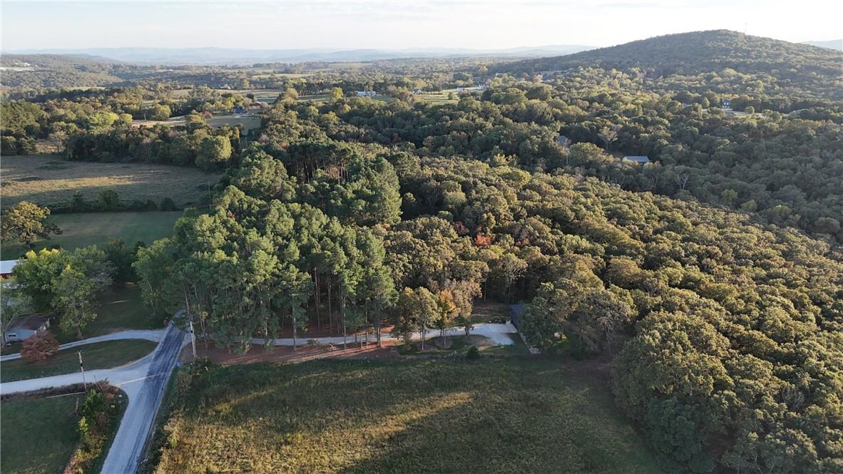 Image 4: Conveniently located on Lake Sequoyah Rd