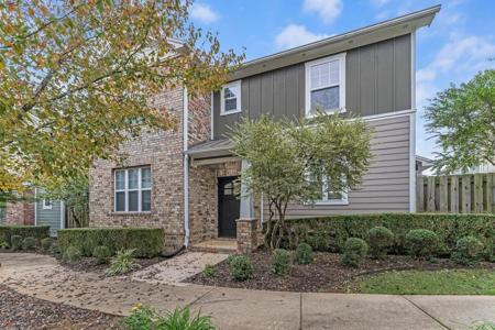 4287 N Blossom Court