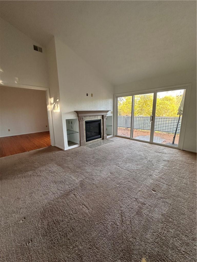 Image 2: Open Living Room