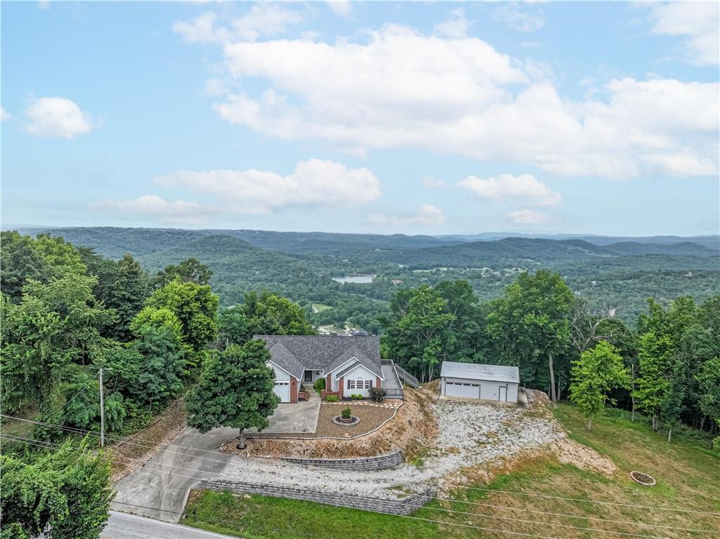 Image 3: Mountaintop living with sweeping views of Table Ro