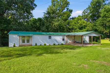 20905 Lakeshore Drive