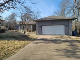 3 Ashton Circle