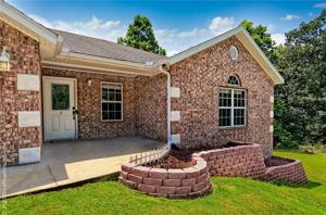1 Sandhurst Drive