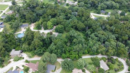 N Lakeview Drive