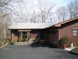 28 Churchill  DR