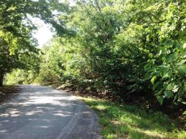 7+ ACRES Oak Leaf  DR