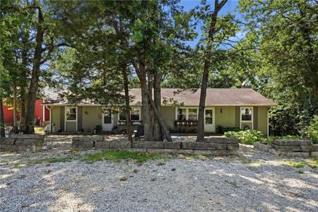 2 Hillside Drive