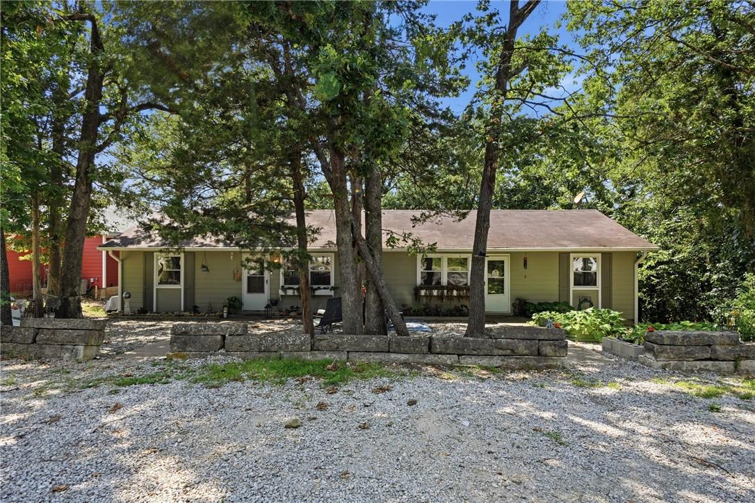 Image 1: Ranch-style duplex including Units A & B exterior