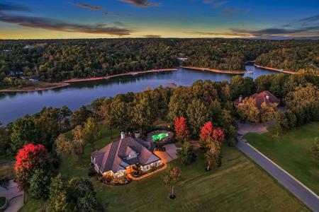 10392 Cedar Pointe Drive