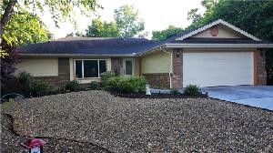 3 Luncarty  LN
