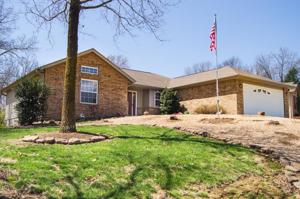 6 Marykirk Ln