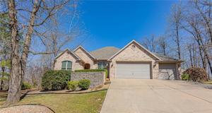 6 Powell Circle