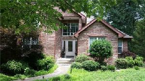 10 Stratfield  LN