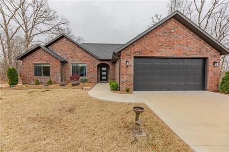 27 Pickering Drive