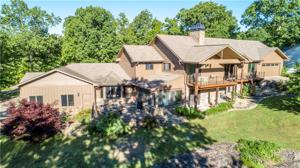 12 Blenheim Lane