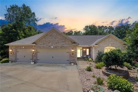 48 Dornoch Lane