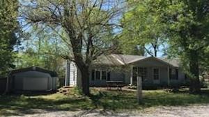 15855 Hickory  LN