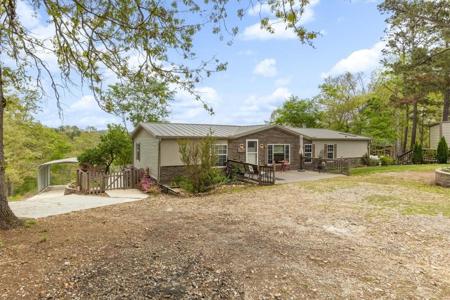 10720 Lakeside Drive