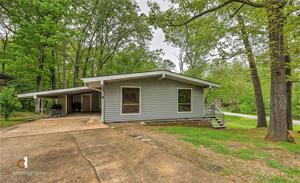 2 Wentworth Drive