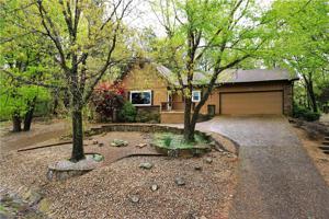 9 Forfar Circle