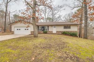 95 Leicester Drive