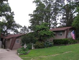 8557  S Lakeshore  DR
