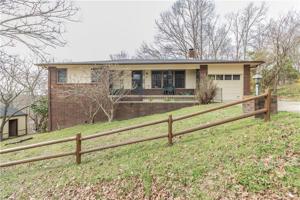 6 Silverton Lane